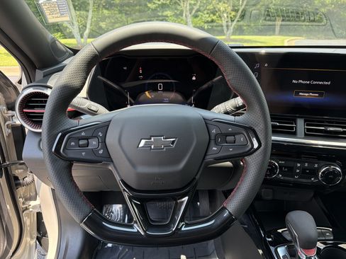 New 2026 Chevrolet Trax RS w/ Driver Confidence Package FWD image 22