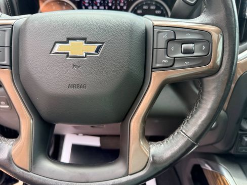 Used 2022 Chevrolet Silverado 3500 High Country w/ Z71 Off-Road Package AWD/4WD image 25