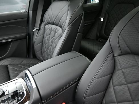 New 2026 BMW X5 sDrive40i w/ M Sport Package RWD image 14