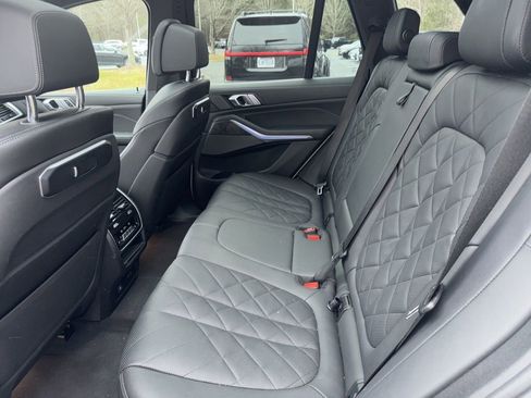 Used 2024 BMW X5 xDrive40i image 6