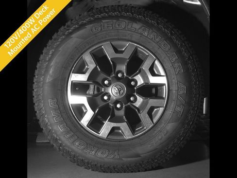 Used 2021 Toyota Tacoma TRD Off-Road AWD/4WD image 9