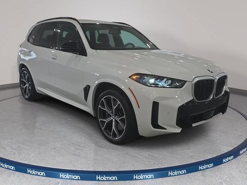 Certified 2026 BMW X5 M60i AWD/4WD image 3