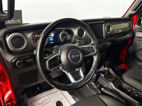 Used 2021 Jeep Wrangler Unlimited Sahara w/ Uconnect 4C Nav & Sound Group image 9