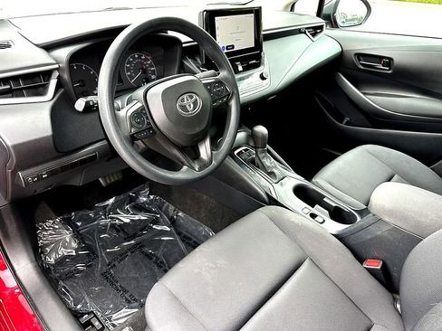Used 2023 Toyota Corolla LE FWD image 13