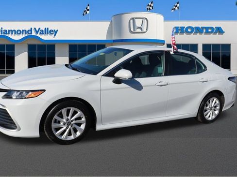 Used 2023 Toyota Camry LE image 3