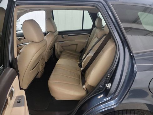 Used 2010 Hyundai Santa Fe Limited image 16
