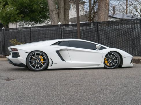 Used 2017 Lamborghini Aventador LP 700-4 AWD/4WD image 31