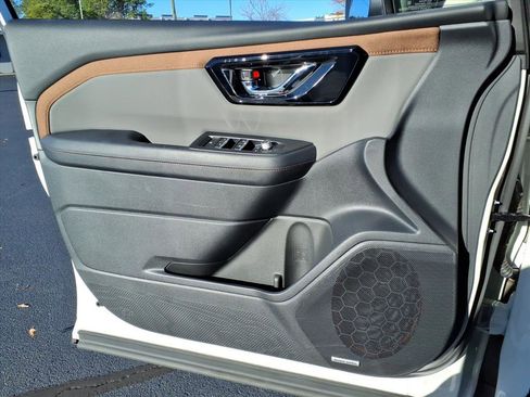 Certified 2025 Subaru Forester Sport w/ Popular Package #1 image 18