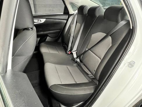 Used 2023 Kia Forte LXS FWD image 17