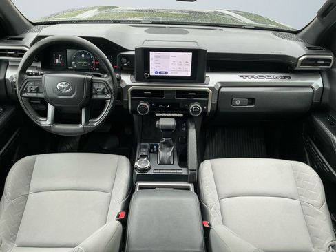 Used 2024 Toyota Tacoma SR5 AWD/4WD image 11