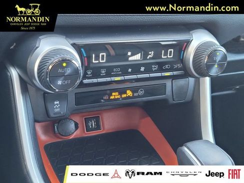 Used 2024 Toyota RAV4 Adventure AWD/4WD image 11