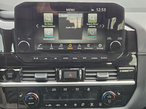 New 2025 Nissan Pathfinder SL image 15