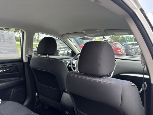 Used 2018 Nissan Altima 2.5 S w/ S Convenience Package FWD image 13