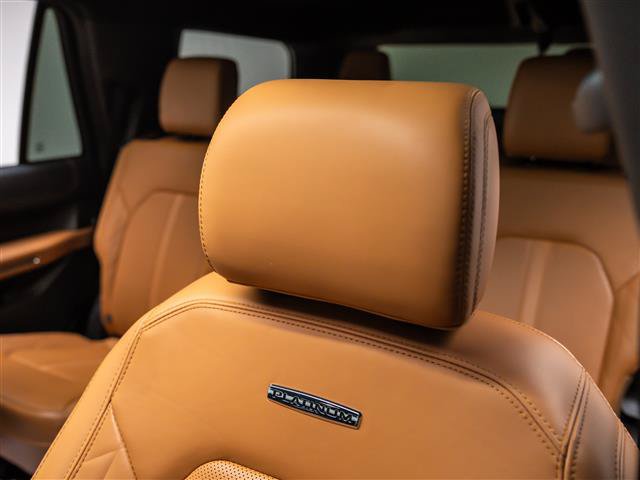 Used 2023 Ford Expedition Platinum AWD/4WD image 14