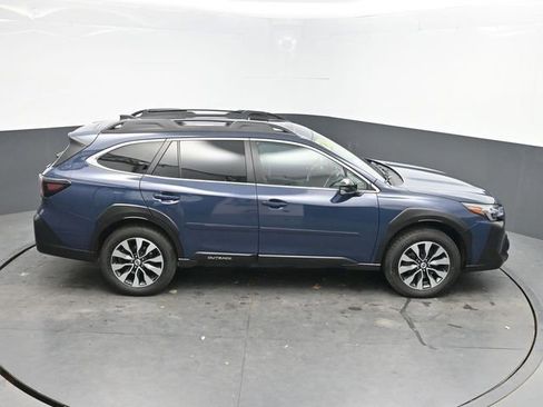 Used 2023 Subaru Outback Limited image 27