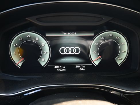 Used 2023 Audi Q8 Premium w/ Convenience Package image 15