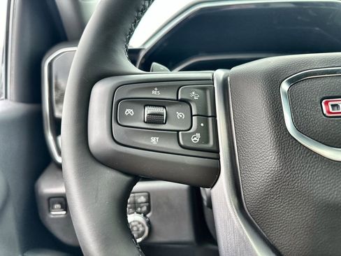 New 2026 GMC Sierra 1500 SLT image 31