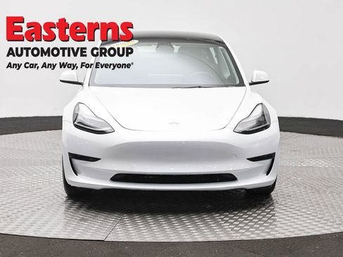 Used 2023 Tesla Model 3 Standard Range RWD image 2