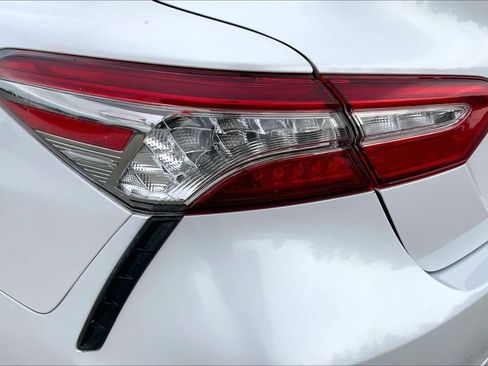 Used 2018 Toyota Camry XSE w/ Audio Package FWD image 28