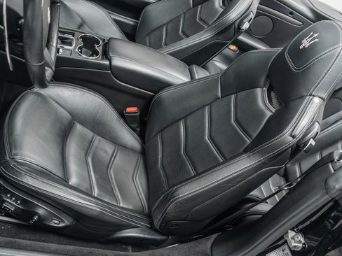 Used 2014 Maserati GranTurismo Convertible image 24
