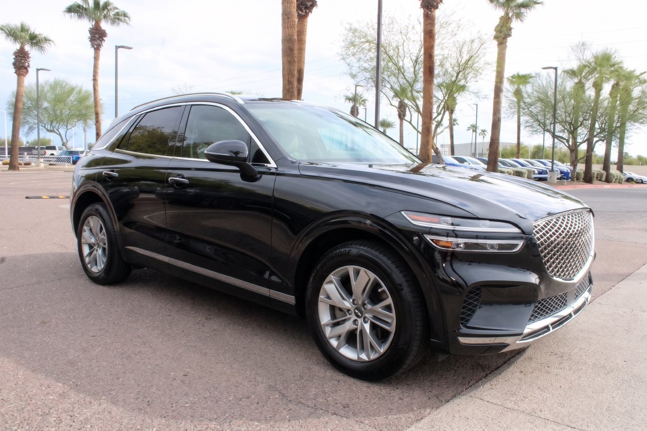 Used 2023 Genesis GV70 2.5T w/ Cargo Package AWD/4WD image 7