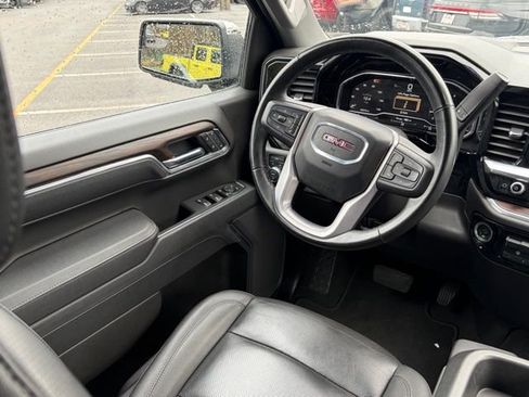Used 2025 GMC Sierra 1500 SLT image 31