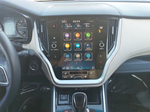 Used 2020 Subaru Outback Premium image 20