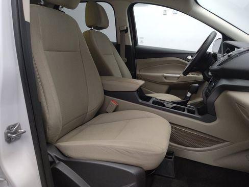 Used 2017 Ford Escape SE image 21