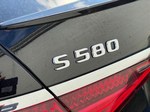 Used 2023 Mercedes-Benz S 580 4MATIC Sedan image 28
