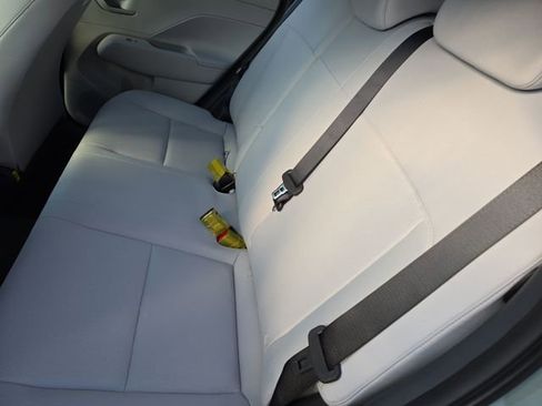 New 2026 Hyundai Kona SE image 5