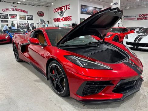 Used 2022 Chevrolet Corvette Stingray Preferred Cpe w/ Z51 Performance Package RWD image 27
