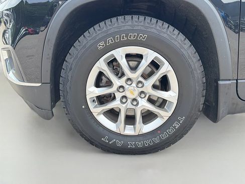 Used 2021 Chevrolet Traverse LT AWD/4WD image 35