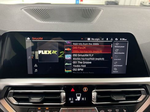 Used 2021 BMW 430i Convertible w/ Premium Package image 13