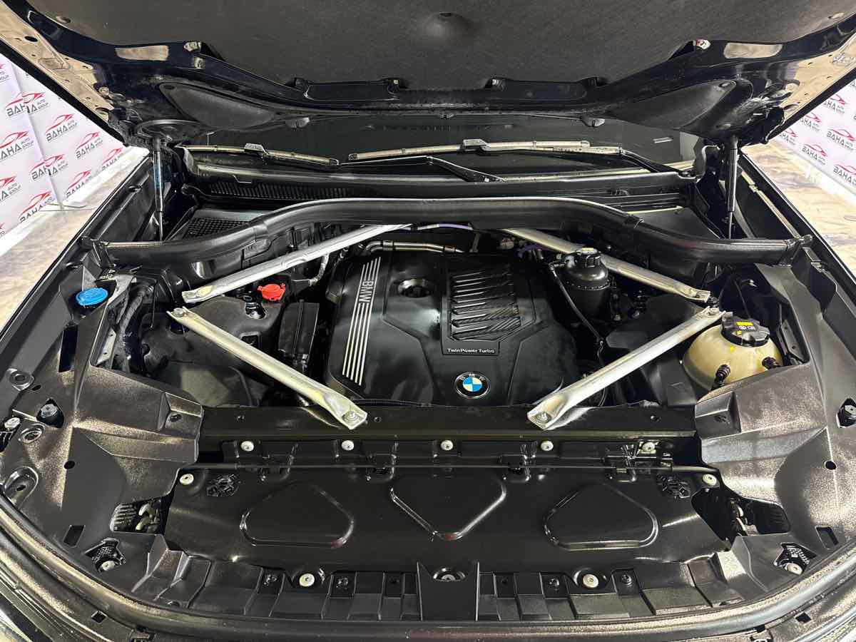 Used 2022 BMW X7 xDrive40i w/ M Sport Package AWD/4WD image 60