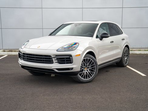 Certified 2020 Porsche Cayenne image 1