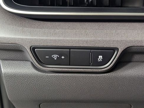 New 2026 Kia Carnival EX FWD image 13
