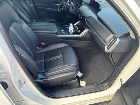 Used 2024 MAZDA CX-90 3.3 Turbo w/ Select Package AWD/4WD image 7