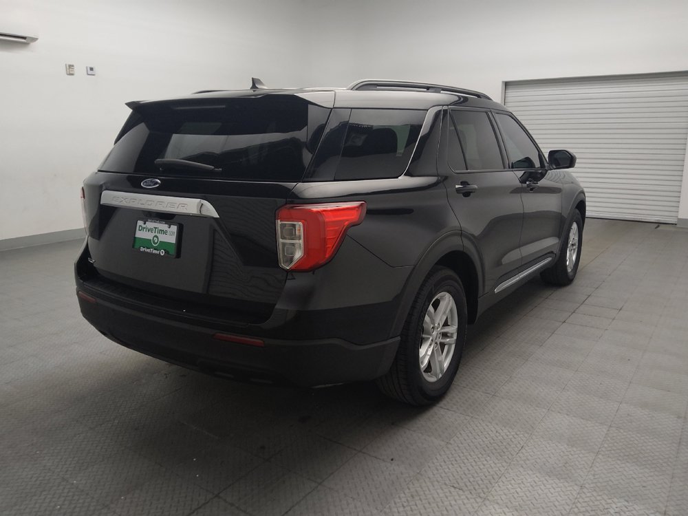 Used 2023 Ford Explorer XLT RWD image 9