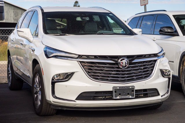 Used 2024 Buick Enclave Essence w/ Trailering Package, 5000 lbs. AWD/4WD image 2