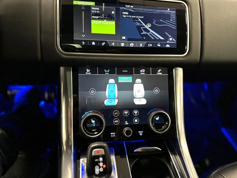 Used 2021 Land Rover Range Rover Sport HSE Silver Edition image 28