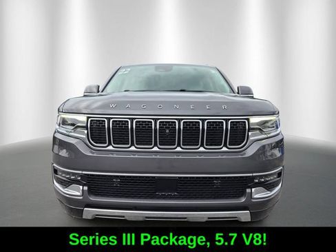 Used 2022 Jeep Wagoneer Series III w/ Convenience Group I RWD image 2