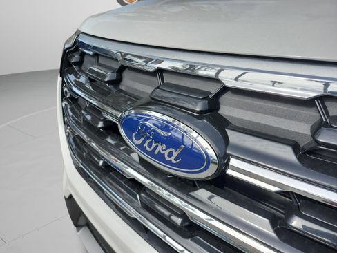 New 2026 Ford Explorer Active image 23