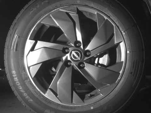 Used 2025 Nissan Rogue SV image 13