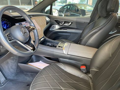 Certified 2023 Mercedes-Benz EQS 580 4MATIC SUV image 7