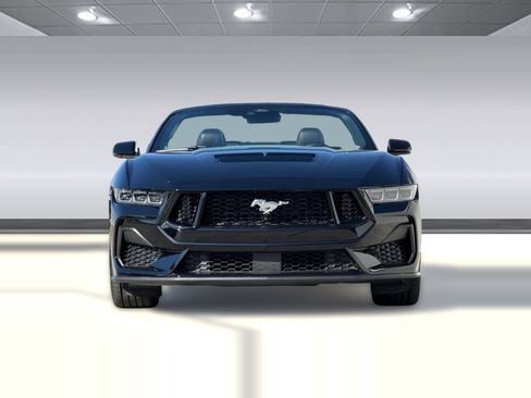 Used 2024 Ford Mustang GT Premium image 5