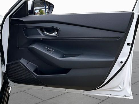 Used 2023 Honda Accord EX-L image 23