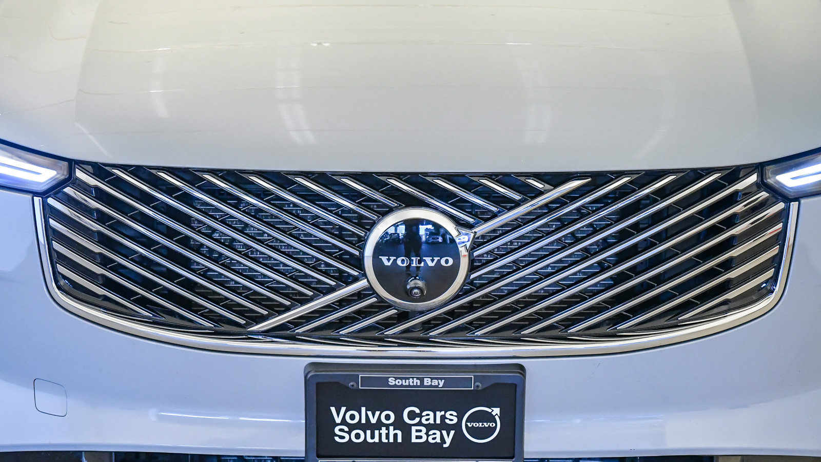 Certified 2026 Volvo XC90 B6 Plus AWD/4WD image 8
