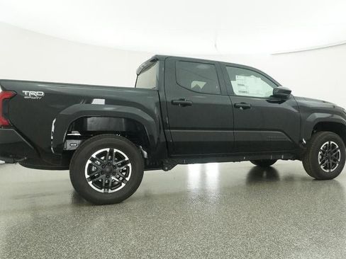 New 2025 Toyota Tacoma TRD Sport image 26