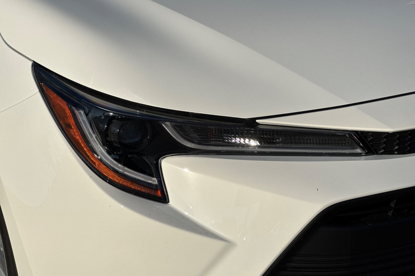 New 2027 Toyota Corolla LE FWD image 28