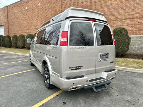 Used 2023 GMC Savana 2500 RWD image 13